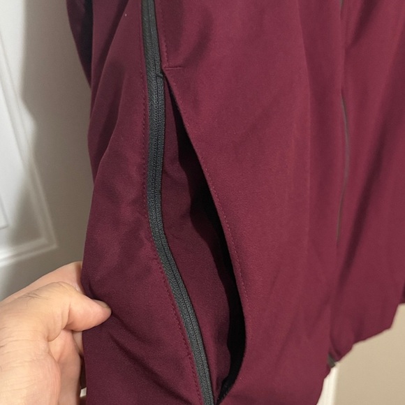 Nike Virginia Tech Hokies full-zip jacket - Picture 7 of 8